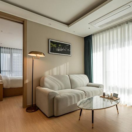 D Ov Haeundae Hotel Puszan Kültér fotó