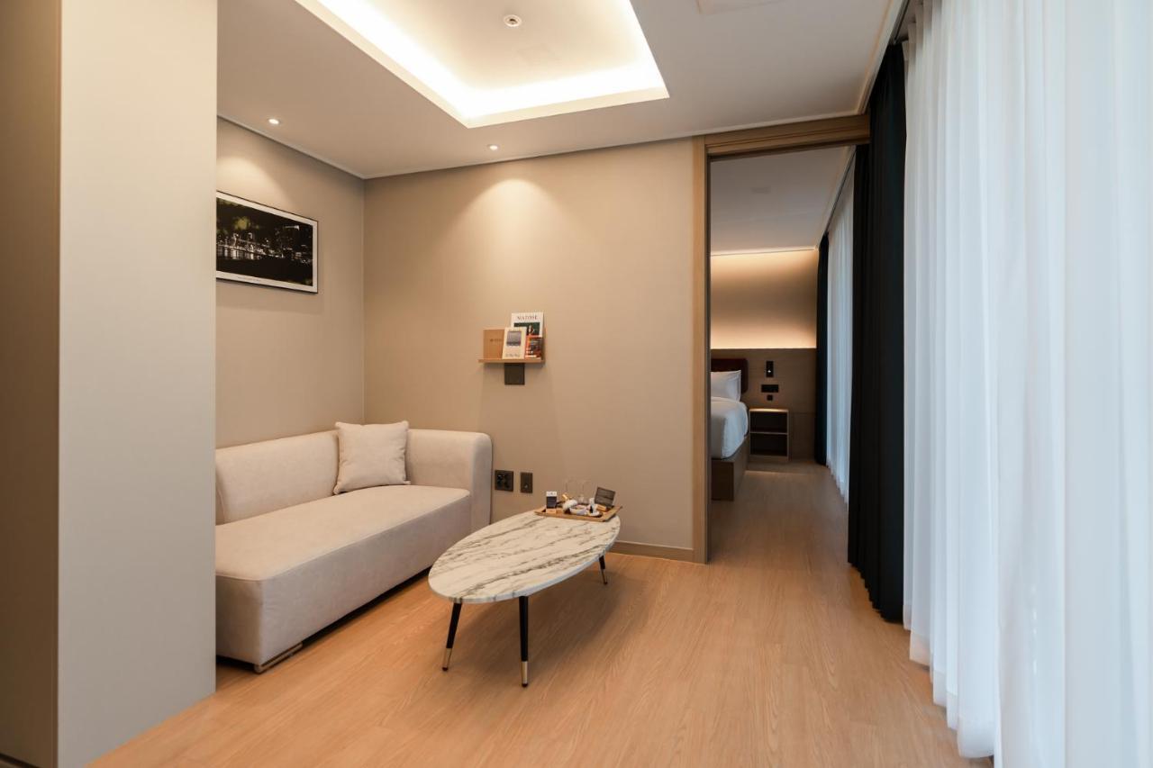 D Ov Haeundae Hotel Puszan Kültér fotó