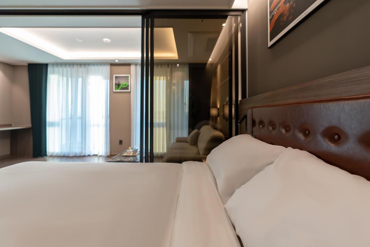 D Ov Haeundae Hotel Puszan Kültér fotó